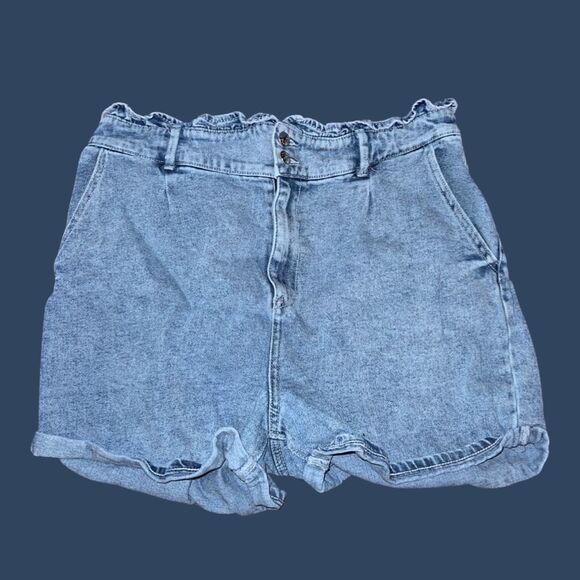 Plus Size Wild Fable High Rise Acid Wash Paper Bag Shorts Size XXL Waist 40” #19 - Picture 1 of 4